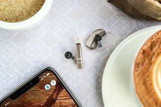 widex-evoke-smart-hearing-aids-1600x1067.jpg